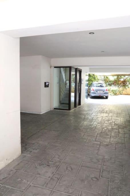Fly Me To The Moon! Apartment Athens Exterior photo